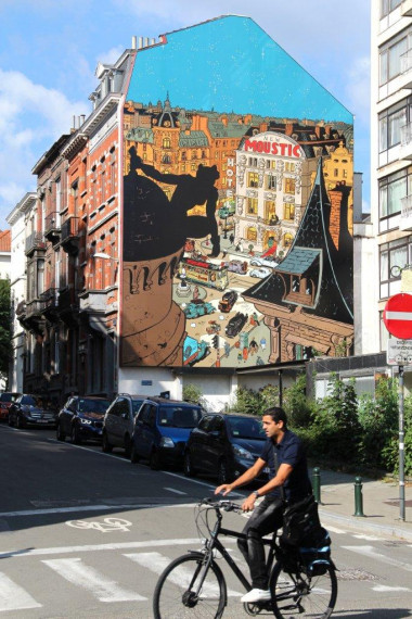 Visites guidées du parcours BD de Bruxelles - © Photo Daniel Fouss / Musée de la BD test