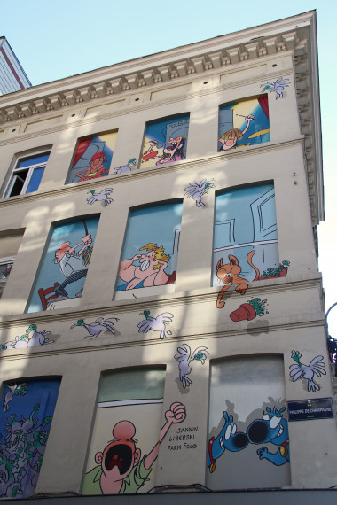 Cet été, je découvre les fresques de Bruxelles ! - © Daniel Fouss, Musée de la BD de Bruxelles test